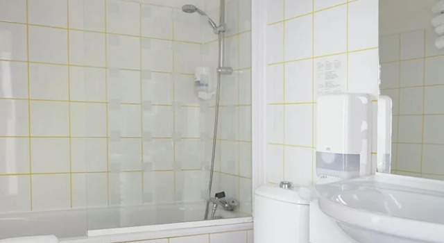 Четырёхместный номер Comfort The Originals City, Hôtel Les Océanes, Lorient