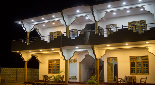 Nilveli star view hotel, Prenota Hotel Nilaveli Distretto di Trincomalee