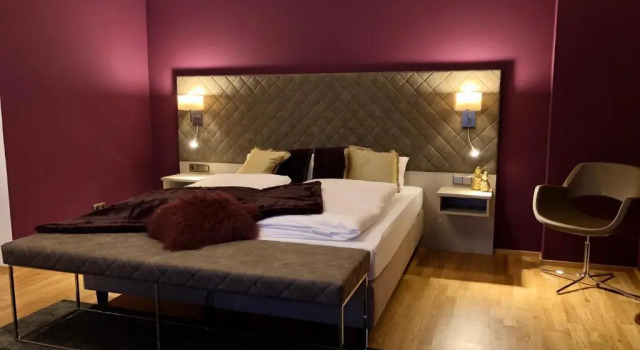 Appartementhotel Cura Bad Füssing, Varaa Huoneistohotelli Hotellit Baijeri pysäköinnillä, Pysäköinti