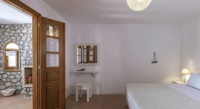 Villa-sleeps 4-hot Tub-sea View-parking