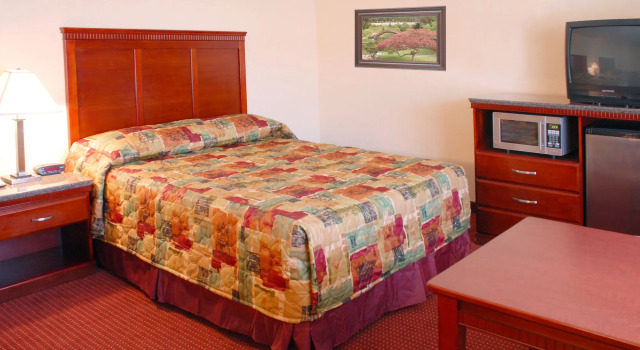 Relax Inn And Suites