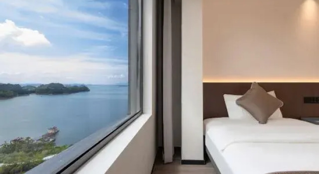 Люкс Deluxe с 3 комнатами с видом на озеро Qiandao Lake Guiyu Jiangnan Lake View Resort Apartment