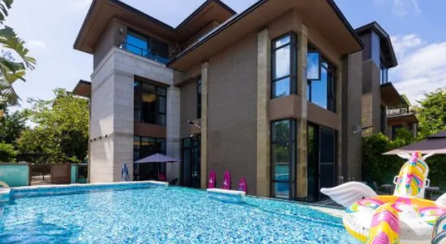 Bayoli Resort Villa (Haitang Bay Branch, Lingshui), Book Resort Hotels in Hainan with a Pool, Swimming Pool