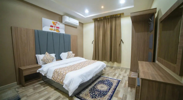 شقق منزل الشرقي للشقق المخدومة, Rezerwuj Apartament Hotele w Hail Province z basenem, Basen