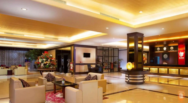 Lion Hotel & Plaza