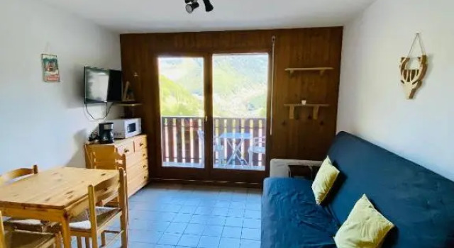 STUDIO 4 Personnes à 80m des pistes de ski