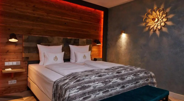 Полулюкс Best Western Plus Hotel Erb