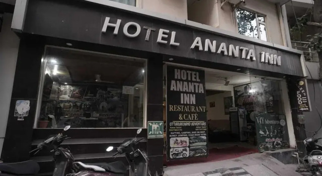 Hotel Ananta Inn By OYO Rooms, Rezervovat Hotel Rišikéš Uttarakhand
