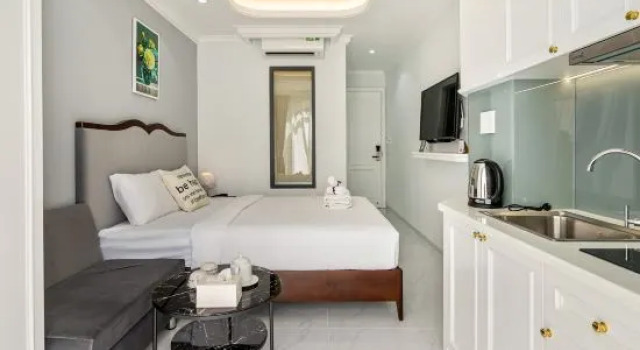 Номер Superior с балконом The Royal City Hotel