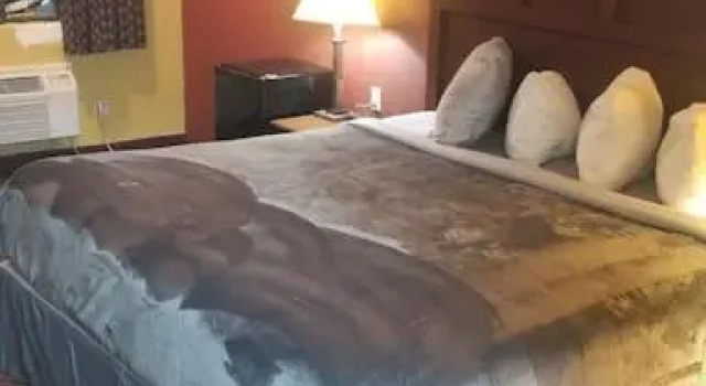 Hotel King Bed Hotel Room 121 Wi-Fi Booking, Prenota Hotel Stillwater Oklahoma