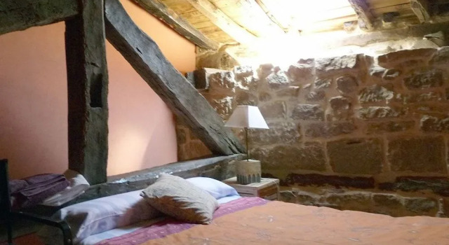 Casa Valrural La Azuela, Забронировать Отель Отели Агилар-де-Кампоо с парковкой, Парковка