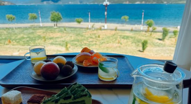 Lugu Lake Qingchen Yipin Lake View Hotel, Prenota Hotel Hotel a Lijiang con parcheggio, Parcheggio