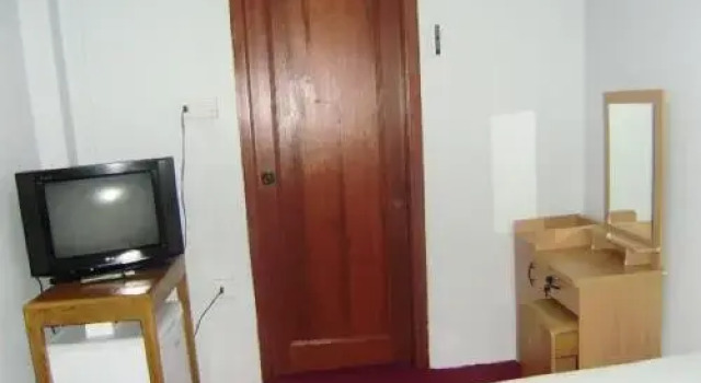 Tha Pye Nyo Guest House, Foglalás Panzió Pakokku Mague region