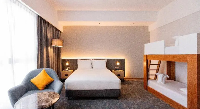 Двухместный семейный номер Premium Holiday Inn Sepang - Airport