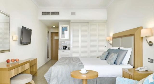 Номер Superior с видом на море Olympic Lagoon Resort Ayia Napa