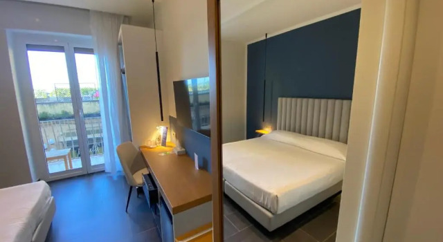 Двухместный номер Standard с балконом Hotel Garden
