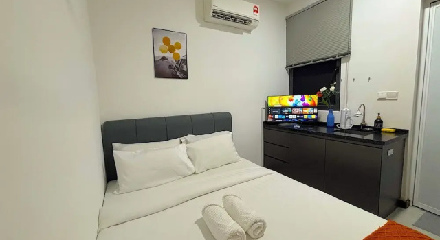 Люкс Economy Neu Suites by Cozy Homes Near Gleneagles, KLCC & LRT
