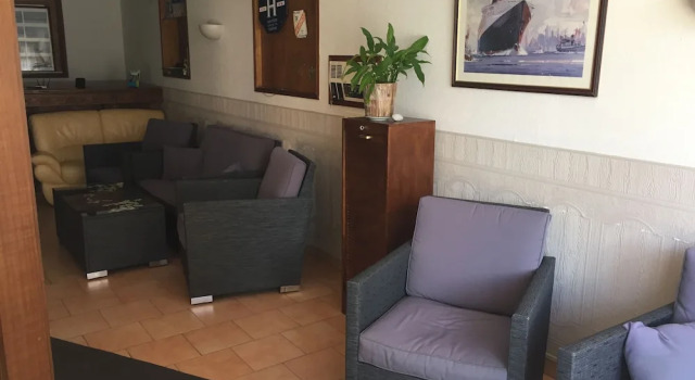 Hôtel Du Commerce, Book Hotel Fecamp 