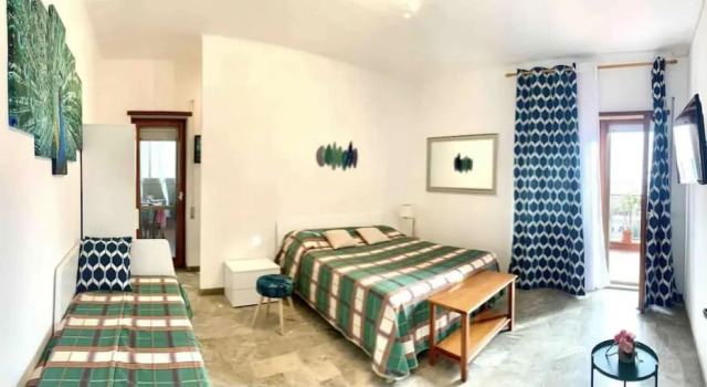 Penthouse 2-bed Apartment in Lido di Ostia, Забронировать Апартаменты/квартира Отели Лацио с парковкой, Парковка
