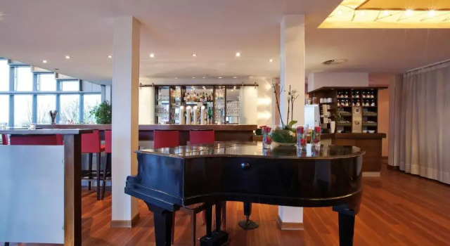 Ambassador Hotel & Spa