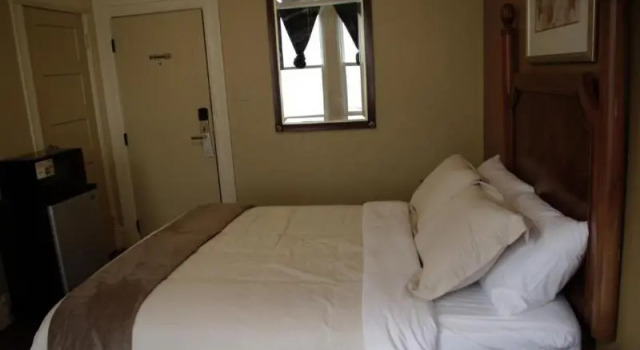 Номер Standard Yale Hotel