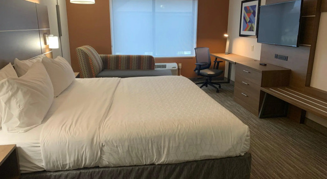 Двухместный номер Standard Holiday Inn Express Hotel & Suites Franklin-Oil City by IHG