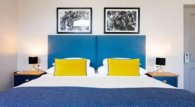 Номер Standard с видом на горы De Zalze Lodge