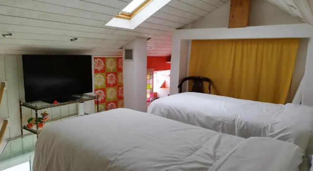 Студия Chalet de Paris