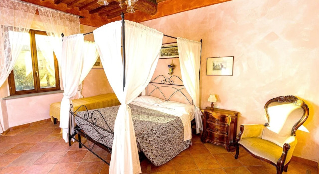 Apartment With One Bedroom In Montemagno With Enclosed Garden And Wifi, Rezerwuj Apartament Hotele w Calci z parkingiem, Parking