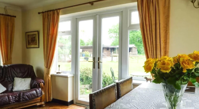 Fir Cottage, Varaa Lomakoti Mökit kohteessa Merseyside, Mökki