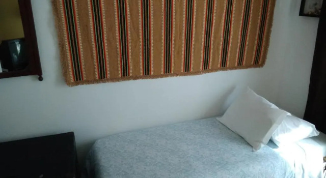 Номер Economy Edith Cavell10 Lisbon Guest House
