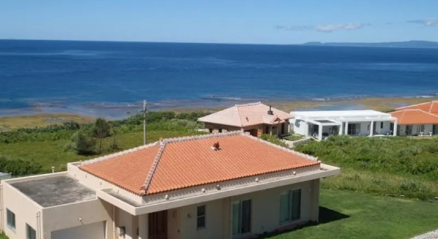 Seaside Villa Urumanchu