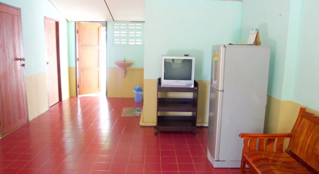Бунгало Economy Sichang Shine Khao Resort