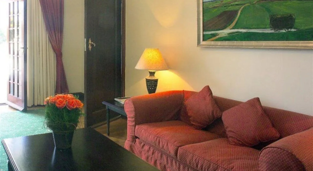 Greenways Hotel, Забронировать Отель Бизнес-отели Кейптауна, рядом с Больница «Лайф Кингсбери», 4* 5*