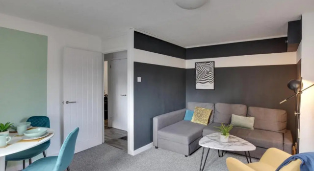 George Suite - Two Bed Apartment with Parking, Varaa Huoneisto Asunnot kohteessa Merseyside, Huoneisto