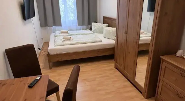 GuestNest-Erfurt, Забронировать Отель Отели Эрфурта с парковкой, рядом с Августинский монастырь, Парковка