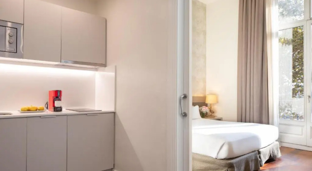 Двухместный номер Deluxe Duquesa Suites Hotel by Grup Duquessa