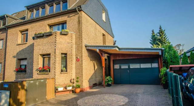 Ferienwohnung Cologne, Забронировать Отель Фрехен Северный Рейн-Вестфалия