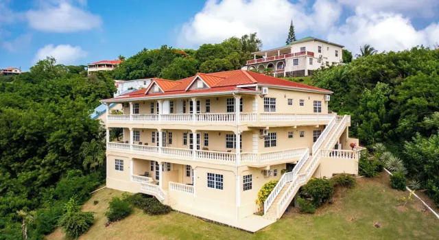 Woburn Villa Apartments, Book Apartment Crochu Saint Andrew Parish