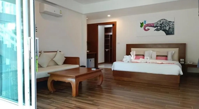 Двухместный номер Deluxe с балконом Aura Samui Best Beach Hotel - SHA Plus