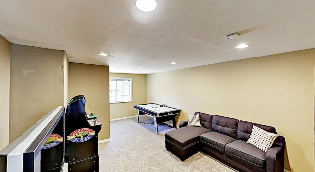 New Listing! "evergreen Escape" - Decks & Game Room 5 Bedroom Home