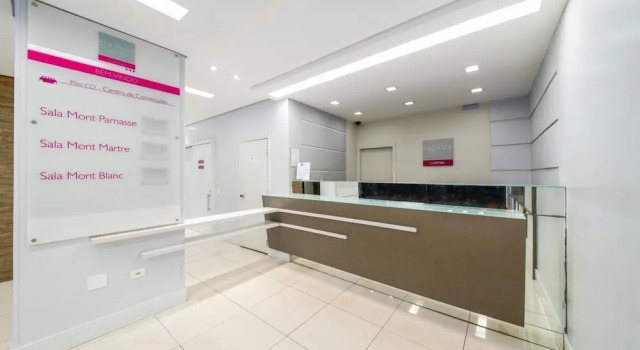 Novo Vernon Hotel, Забронировать Отель Пиньяйс Парана