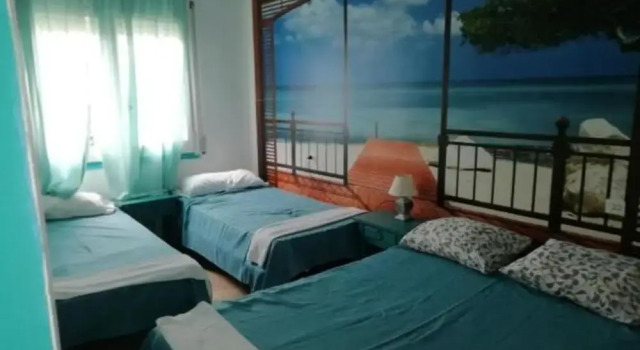 Habitacions Can Pau Guest House
