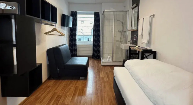 Одноместный номер Economy Hotel Rätia