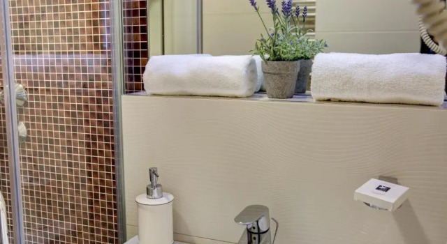 Трёхместный номер Standard с балконом Hotel Eden