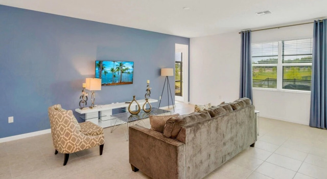 8BR Resort Mansion - w Pool Games Room BBQ
