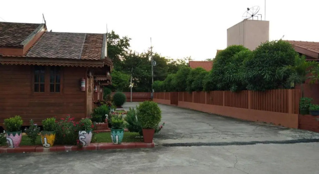 Wiang Kham Resort, Забронировать Курортный отель Курортные отели провинции Чонбури, Курортный отель