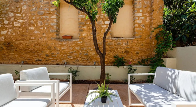 Апартаменты Kalamata Cosy Haven Hidden Gem In the City Center
