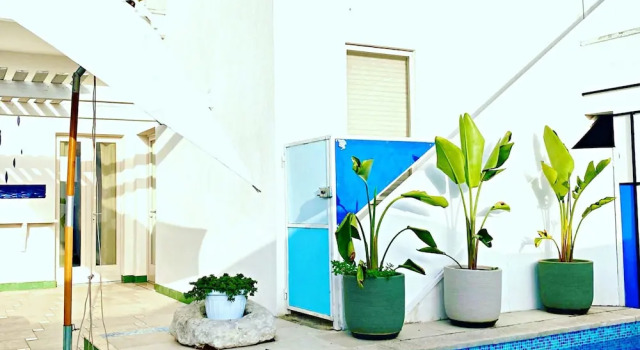 Коттедж Casa Mondrian - Camere con Bagno e Piscina Privata