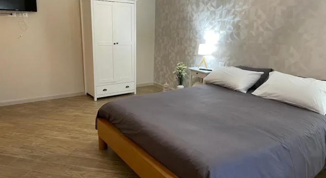 Goti Rooms B&B